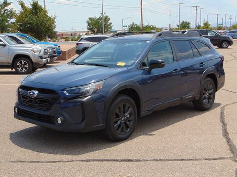 Certified 2024 Subaru Outback Onyx Edition XT AWD/4WD image 8