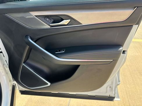 Used 2024 Jaguar F-PACE R-Dynamic S image 17