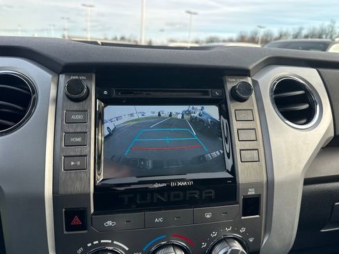Used 2018 Toyota Tundra SR5 image 24