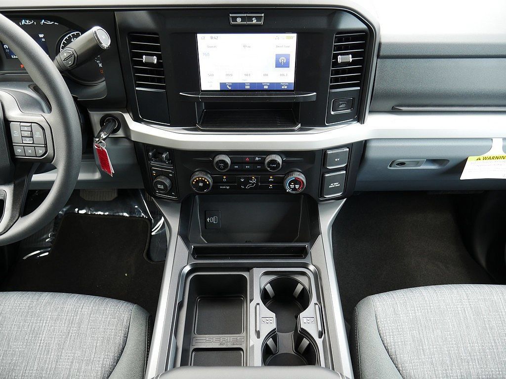 New 2026 Ford F350 XLT AWD/4WD image 20
