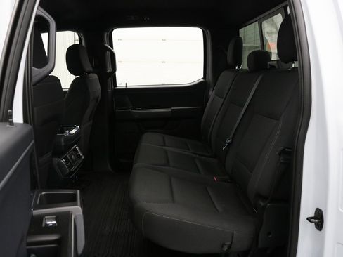 Certified 2022 Ford F150 XLT w/ Equipment Group 302A High image 19