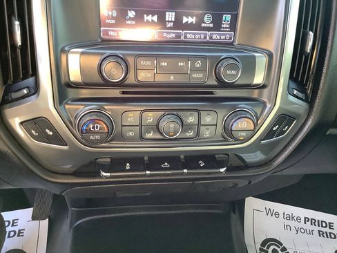 Used 2018 Chevrolet Silverado 1500 LT w/ All Star Edition AWD/4WD image 36