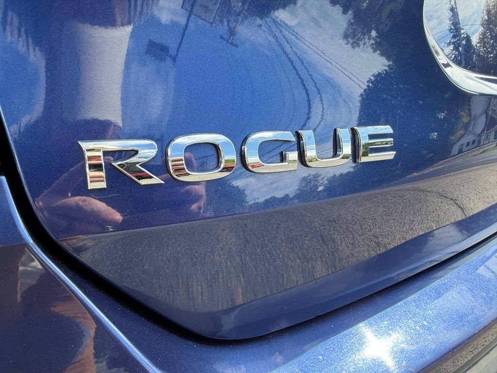 Used 2018 Nissan Rogue S FWD image 23
