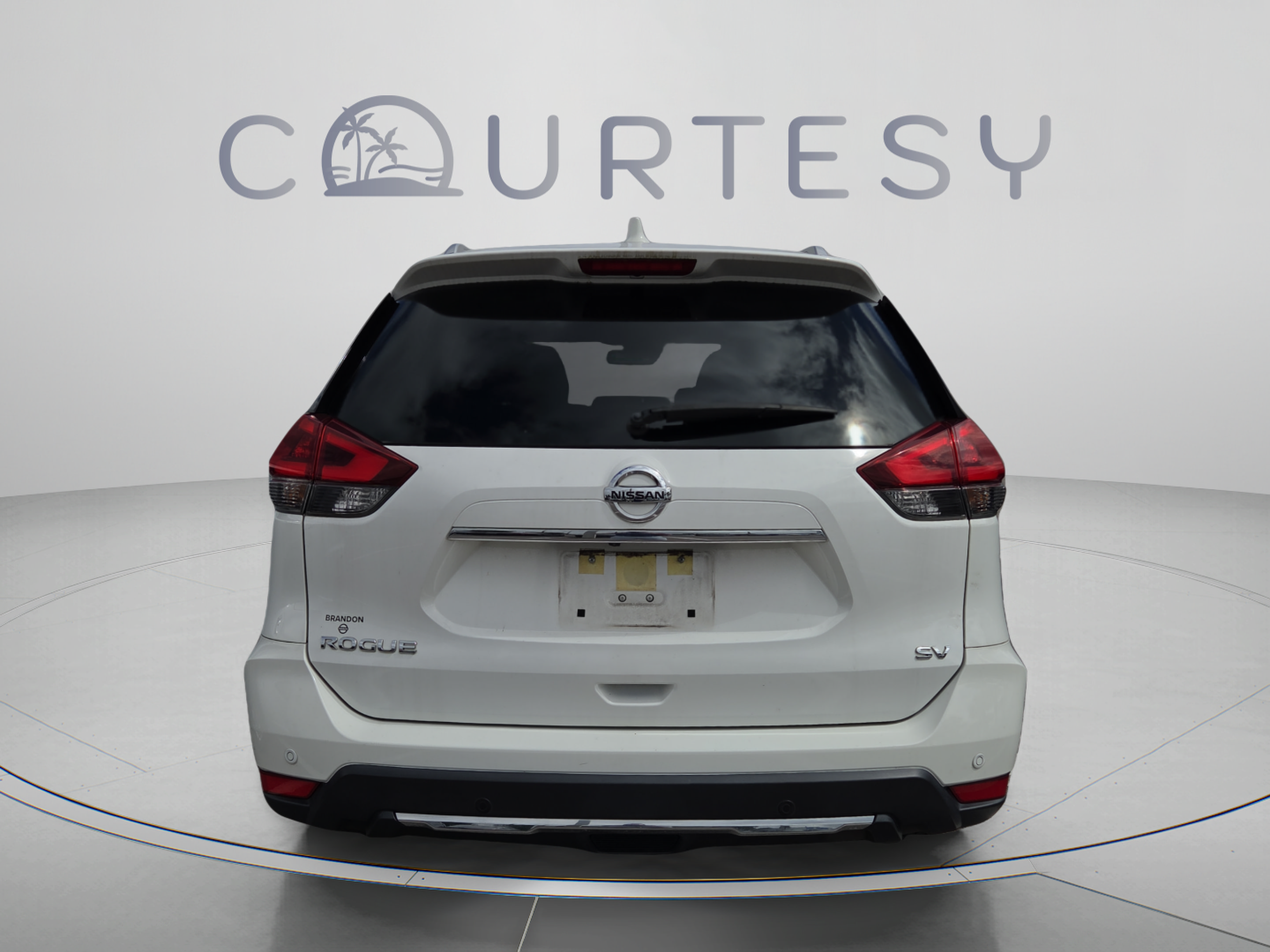 Used 2020 Nissan Rogue SV FWD image 2