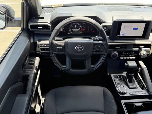 Used 2026 Toyota Tacoma SR AWD/4WD image 23