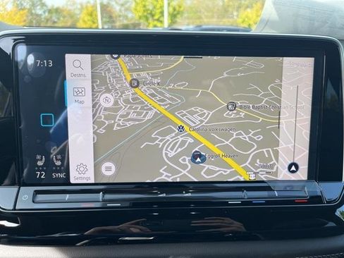 Certified 2025 Volkswagen Atlas Cross Sport SEL R-Line image 35