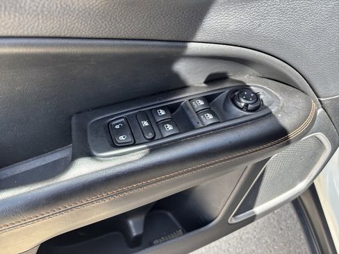 Used 2018 Jeep Compass Limited image 13