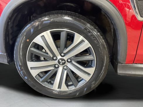 Used 2024 Mitsubishi Outlander Sport SE image 9