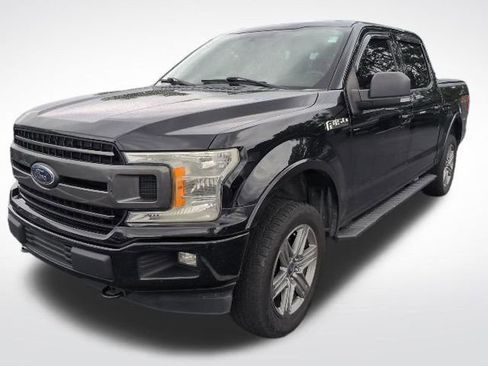 Used 2018 Ford F150 XLT w/ Equipment Group 302A Luxury AWD/4WD image 3