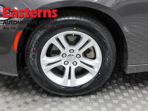 Used 2022 Dodge Charger SXT image 30