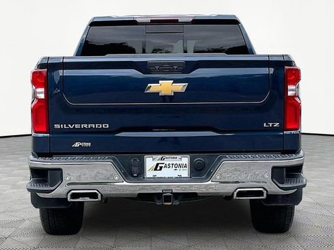 Used 2022 Chevrolet Silverado 1500 LTZ AWD/4WD image 6