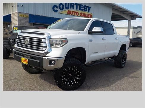 Used 2018 Toyota Tundra Limited w/ Limited Premium Package AWD/4WD image 1