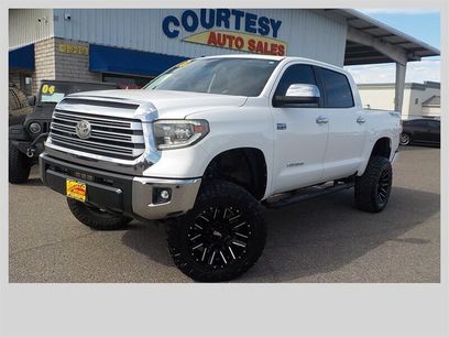 Used 2018 Toyota Tundra Limited w/ Limited Premium Package