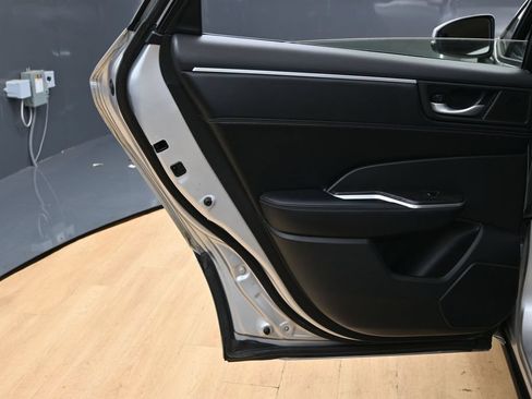 Used 2018 Honda Clarity Plug-In Hybrid image 35