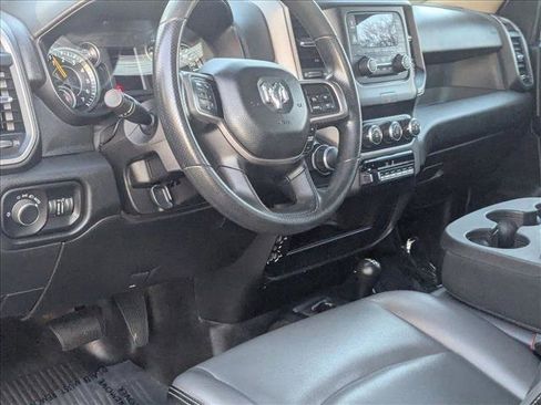Used 2019 RAM 3500 Tradesman image 9