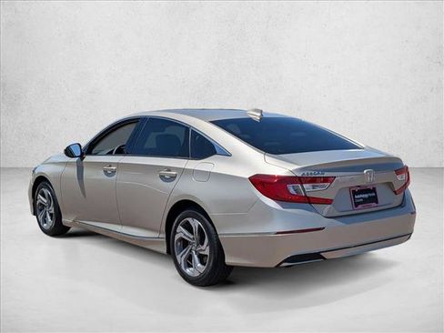 Used 2018 Honda Accord EX image 8