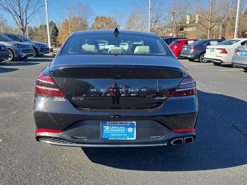 Used 2023 Genesis G70 2.0T image 6