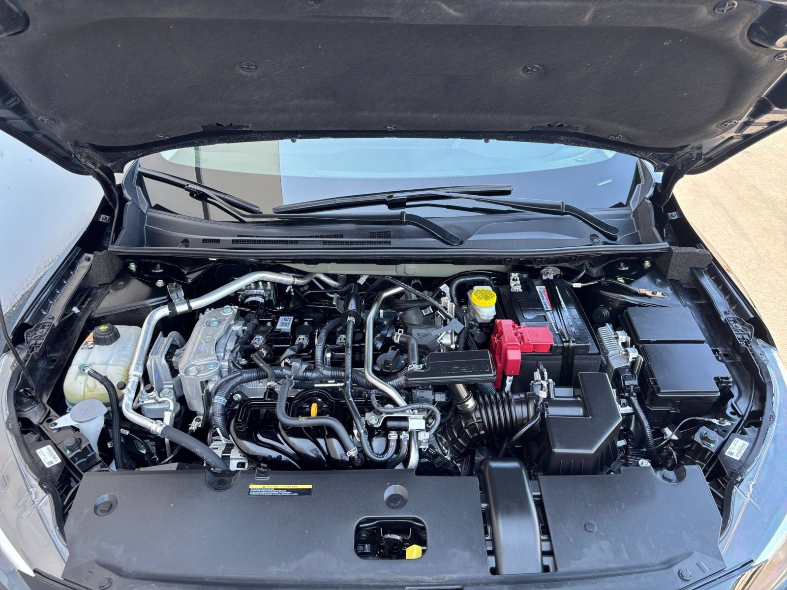 Used 2025 Nissan Sentra SV FWD image 29
