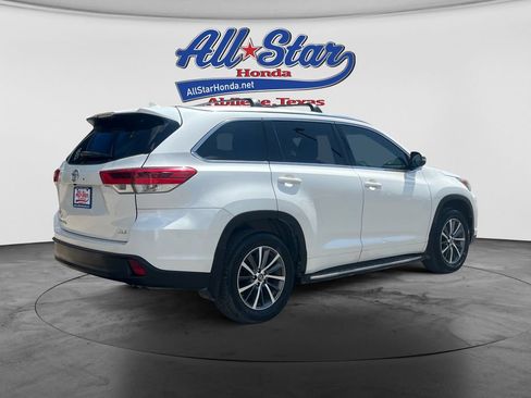 Used 2018 Toyota Highlander XLE FWD image 5