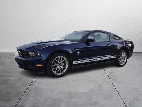 Used 2012 Ford Mustang Premium image 2