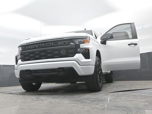 Used 2022 Chevrolet Silverado 1500 Custom w/ LPO, Dark Essentials Package image 32