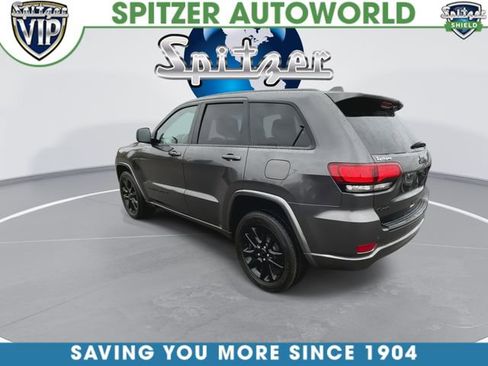 Used 2018 Jeep Grand Cherokee Altitude AWD/4WD image 6