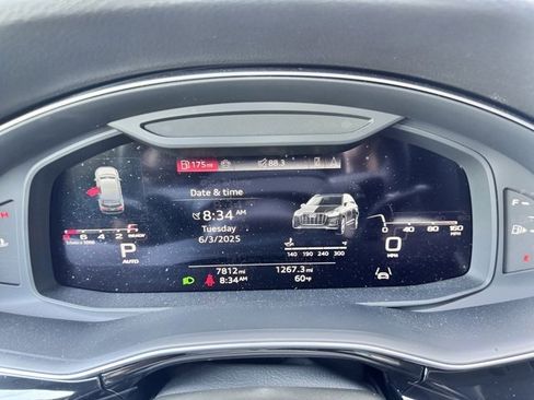 Used 2025 Audi Q7 2.0T Premium w/ Convenience Package image 15