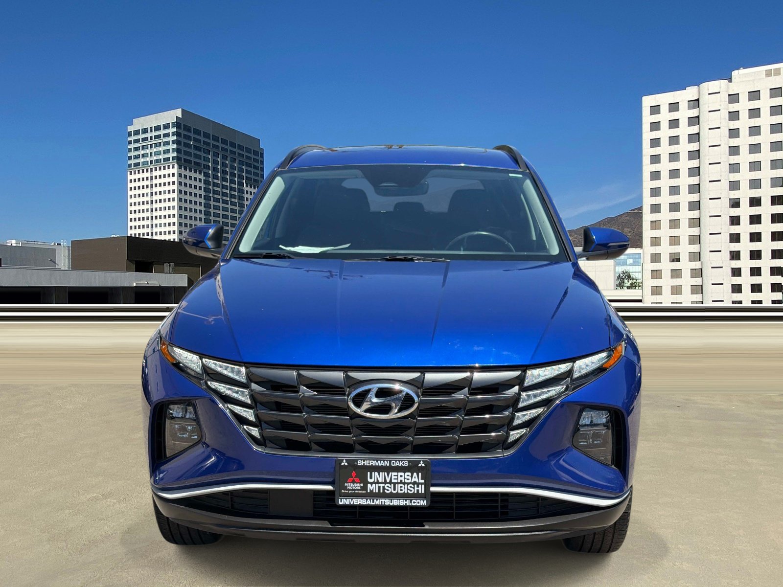 Used 2023 Hyundai Tucson SEL w/ Convenience Package AWD/4WD image 2