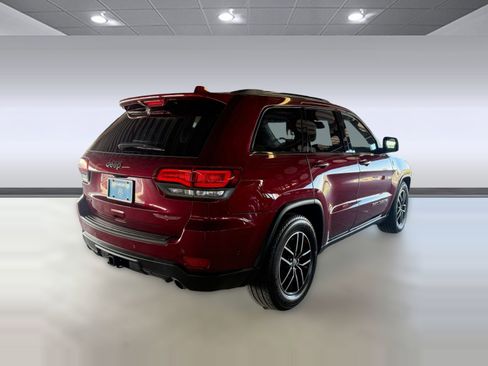 Used 2018 Jeep Grand Cherokee Trailhawk w/ Trailhawk Luxury Group image 7