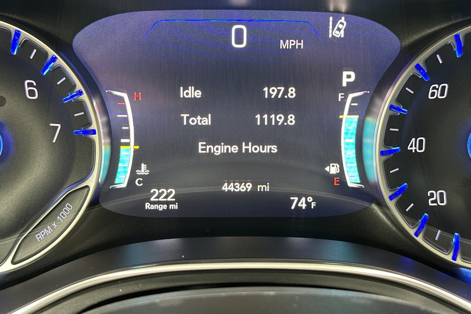 Used 2025 Chrysler Pacifica Limited FWD image 35