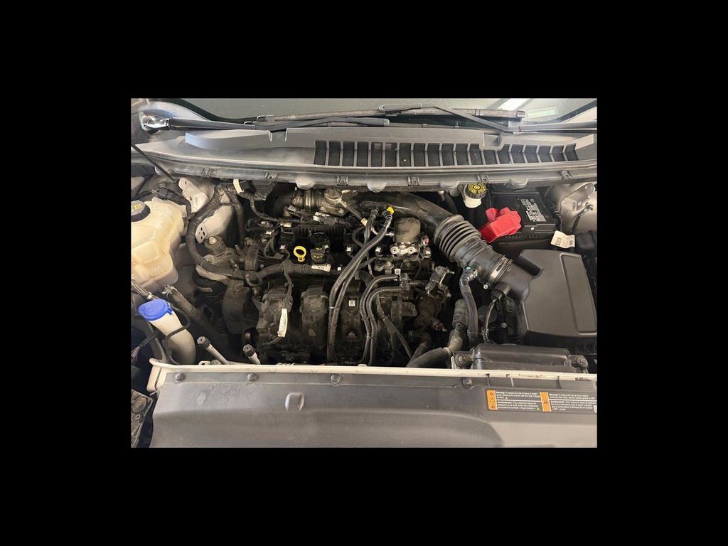 Used 2019 Ford Edge SEL w/ Equipment Group 201A AWD/4WD image 21
