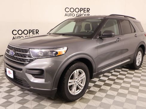Used 2022 Ford Explorer XLT RWD image 10
