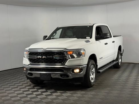 Certified 2024 RAM 1500 Big Horn AWD/4WD image 3