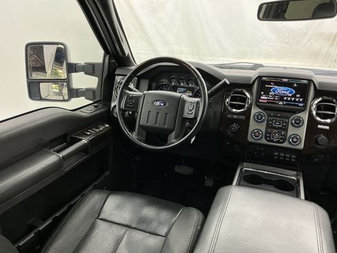 Used 2015 Ford F250 Platinum w/ FX4 Off-Road Package AWD/4WD image 29