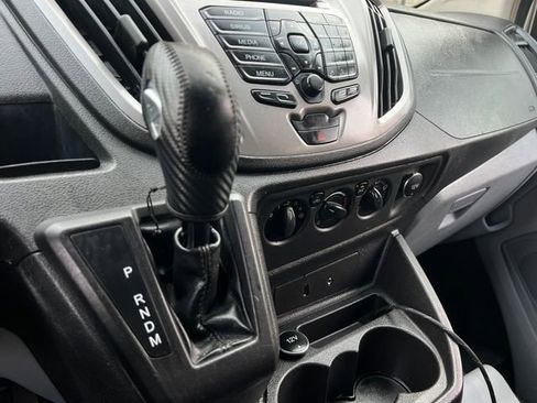 Used 2015 Ford Transit 350 XLT image 21