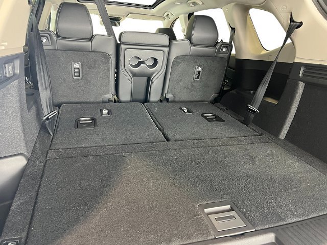 Used 2026 Acura MDX SH-AWD image 33