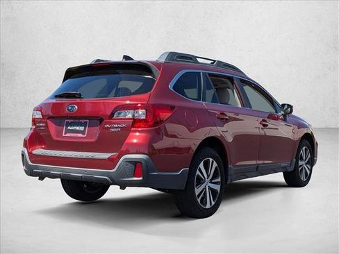 Used 2019 Subaru Outback 3.6R Limited AWD/4WD image 5