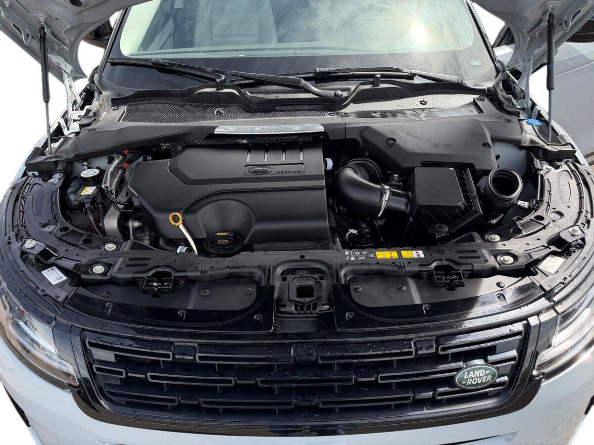 Used 2024 Land Rover Range Rover Evoque S AWD/4WD image 19