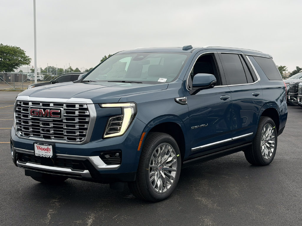 New 2026 GMC Yukon Denali w/ Sun & Power Step Package AWD/4WD image 2