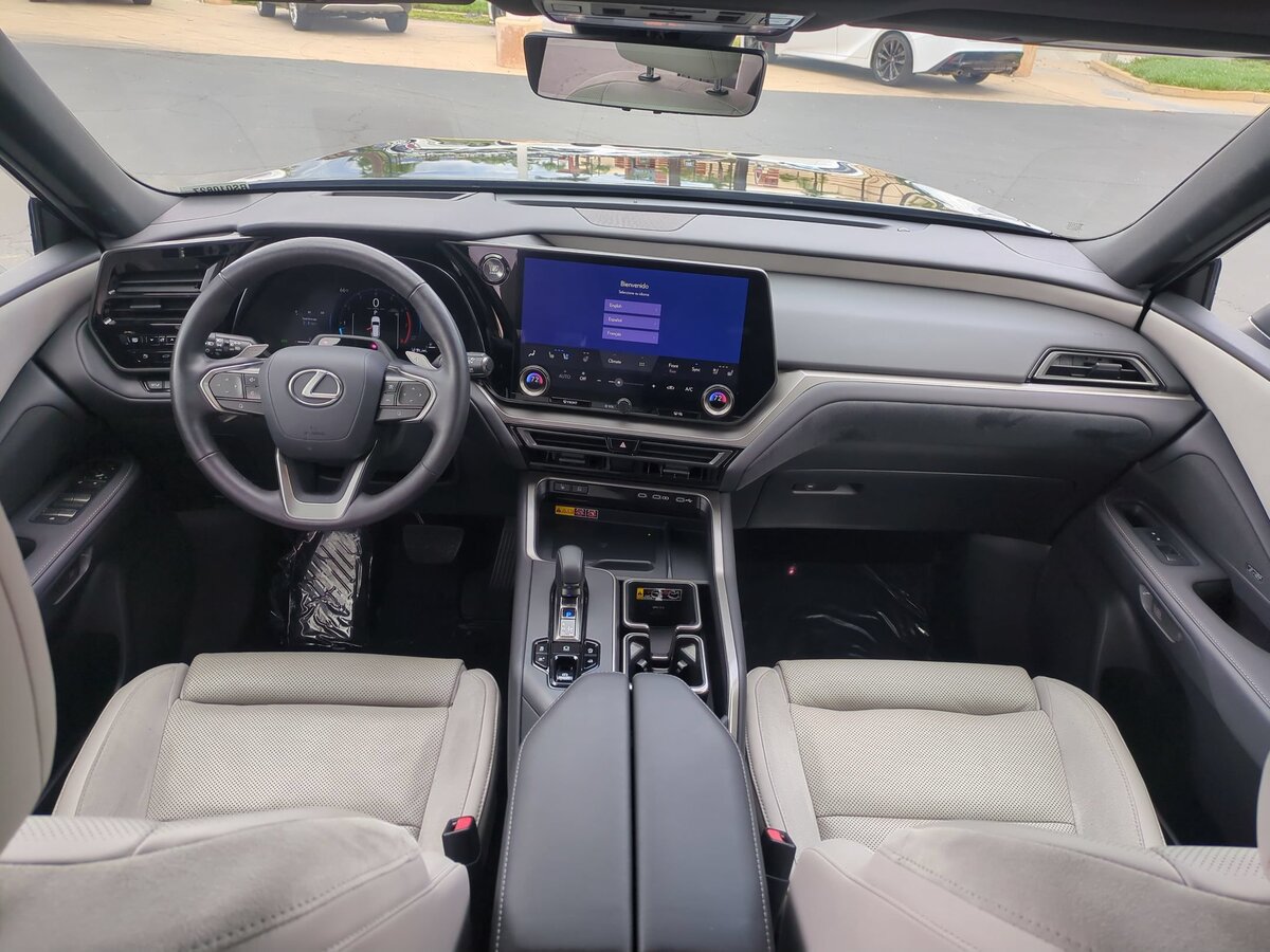 Used 2024 Lexus TX 350 AWD w/ Technology Package image 24