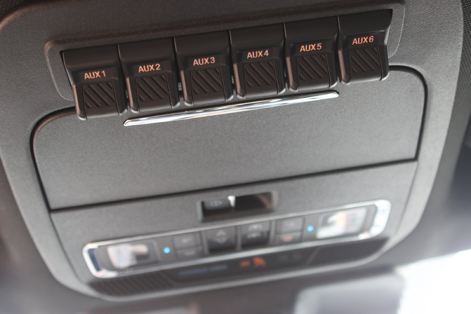 Used 2025 Ford F150 Raptor AWD/4WD image 23