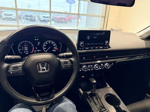 Used 2024 Honda Civic EX image 17
