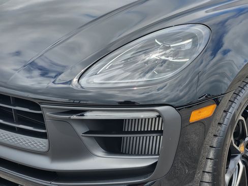 Used 2026 Porsche Macan GTS AWD/4WD image 8