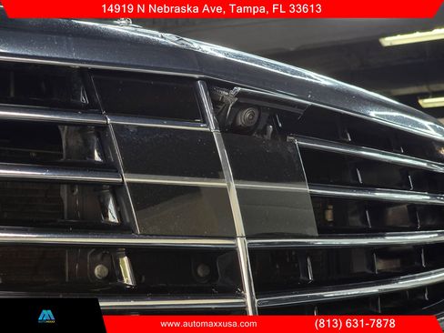 Used 2017 Mercedes-Benz S 550 Sedan image 4