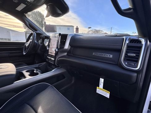 Used 2025 RAM 2500 Laramie w/ Night Edition image 19