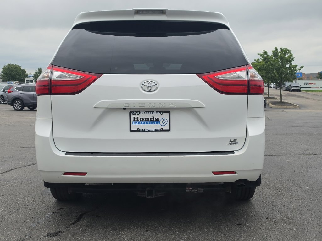 Used 2019 Toyota Sienna LE AWD/4WD image 6