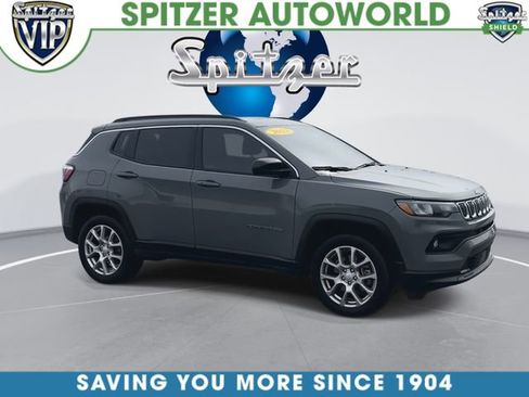 Used 2023 Jeep Compass Latitude w/ Sun and Sound Group image 2