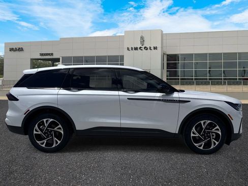 New 2026 Lincoln Nautilus Premier w/ Equipment Group 102A image 2