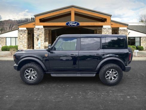 Used 2025 Ford Bronco Badlands AWD/4WD image 7