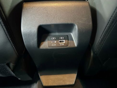 Used 2024 Subaru Crosstrek 2.0i Premium image 35